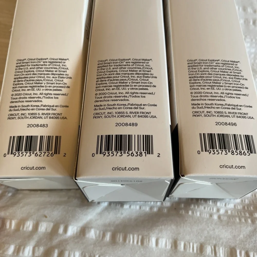 Brand New Lot Of 4 Cricut Smart Iron-On Vinyl 13